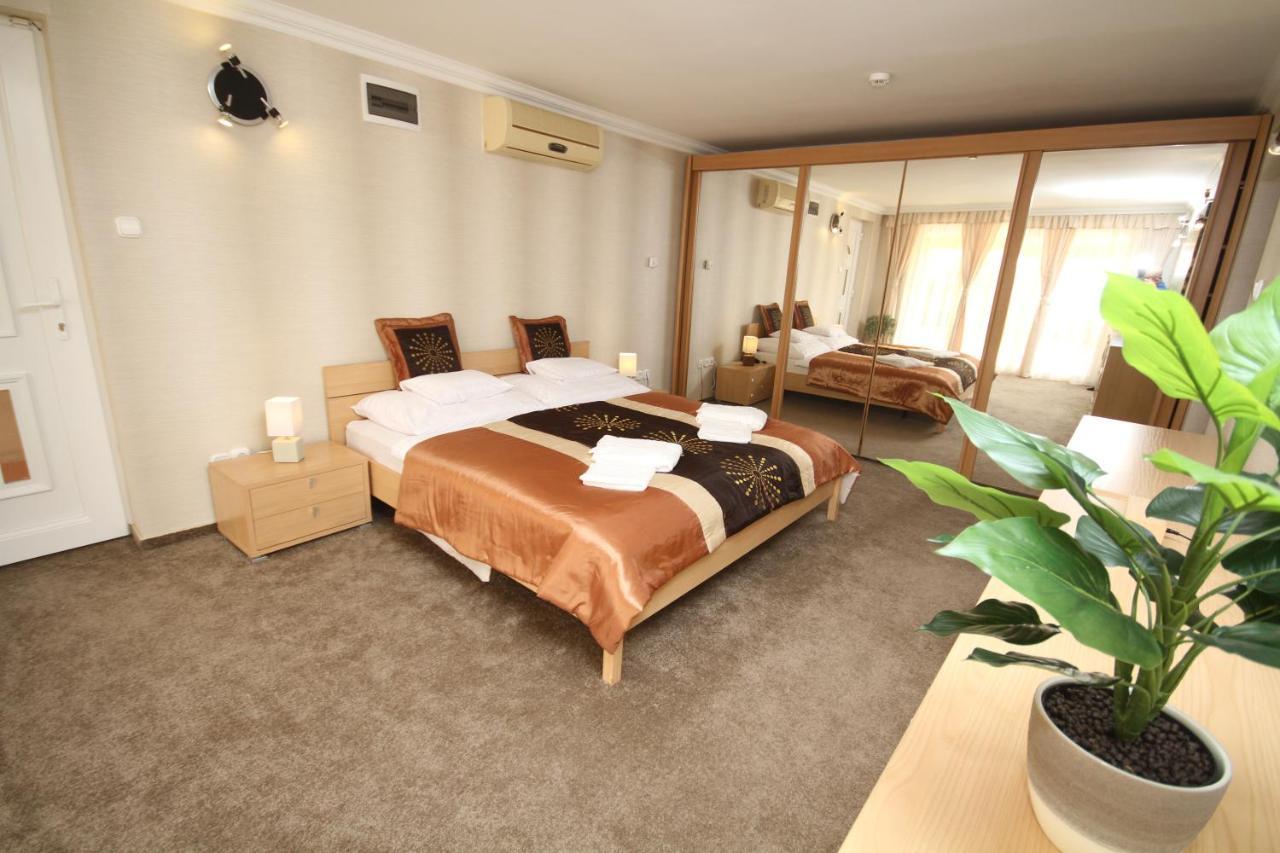 Astra Apartman Tatabanya Exterior photo